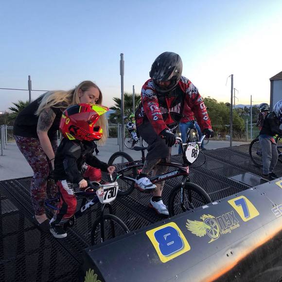 Meet your Posher, Daniel f - Picture 1 of 1